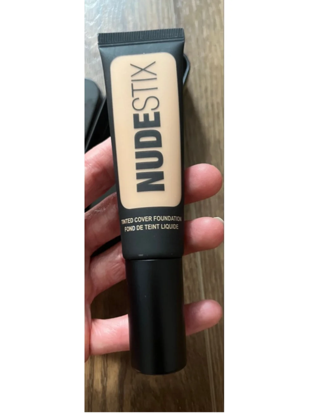 Nudestix NIB tinted cover foundation in Nude 3